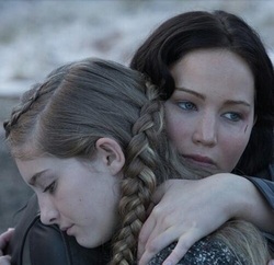 Katniss and Primrose Everdeen in Catching Fire Picture